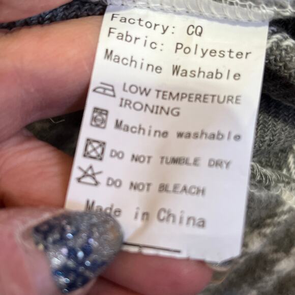 Shacket Flannel Windowpane Button Front Cropped Shacket Size L - Picture 8 of 10